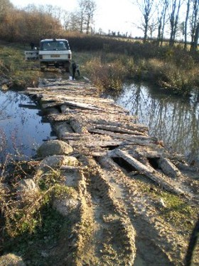 pont camel de franchissement 4x4 du site naturel de la société 3214x4 école de pilotage 4x4 suv crossover, cartes cadeaux, carte cadeau, raid 4x4, raid aventure, Raid Maroc